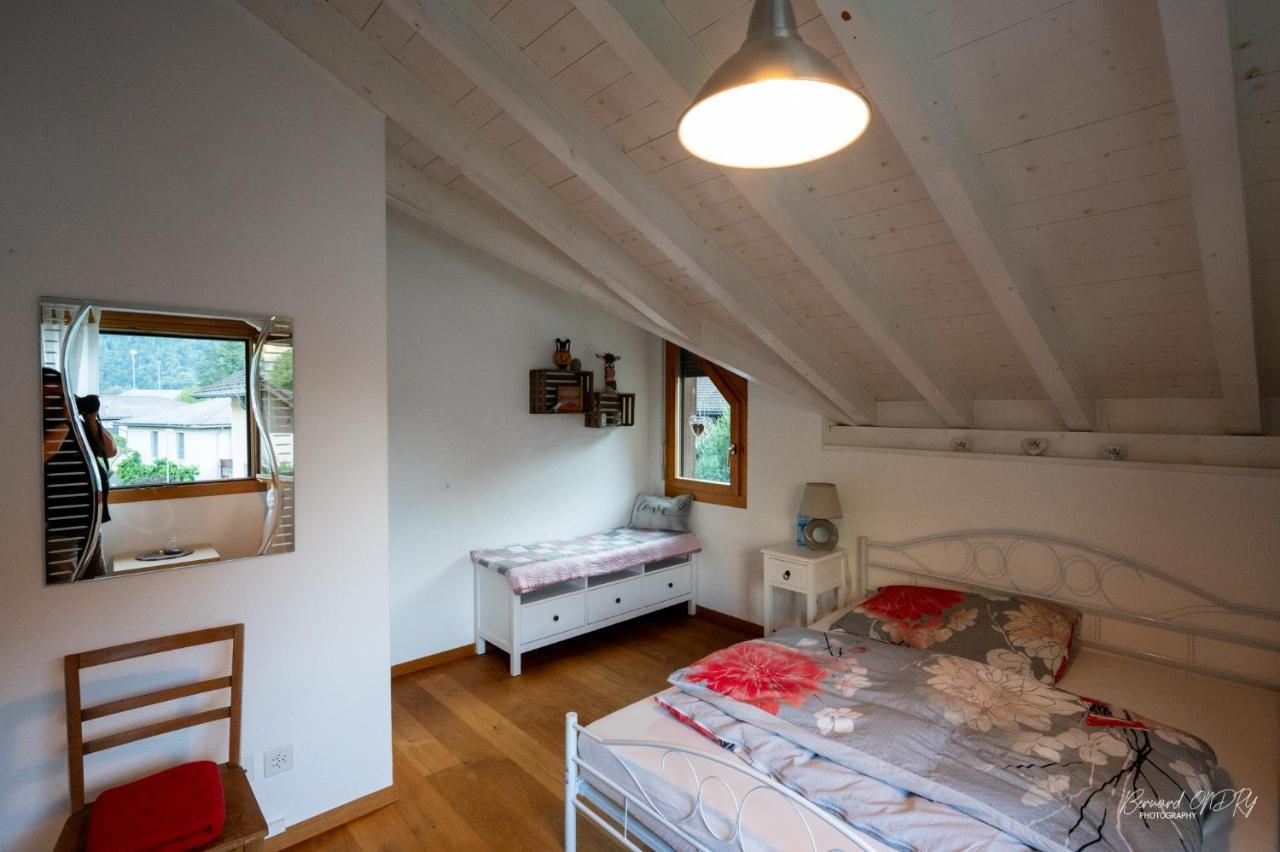 Zimmer Mit Eigenem Badezimmer Näfels Buitenkant foto